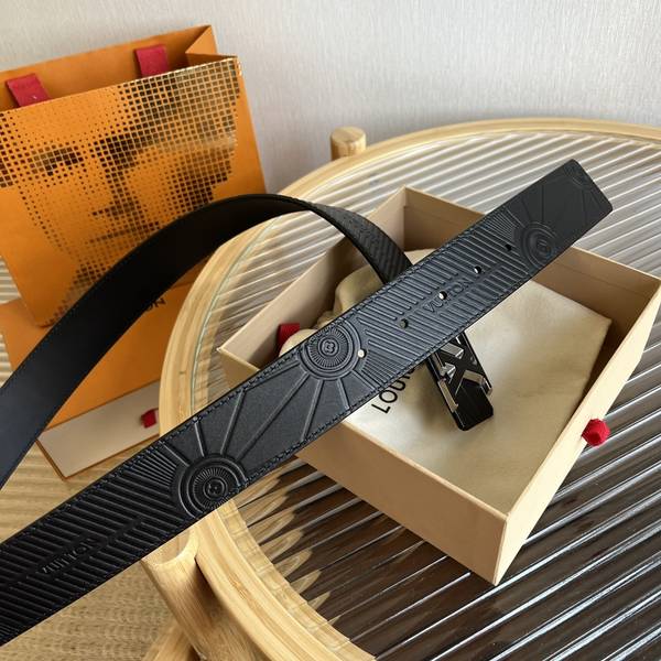 Louis Vuitton 40MM Belt LVB00321-1